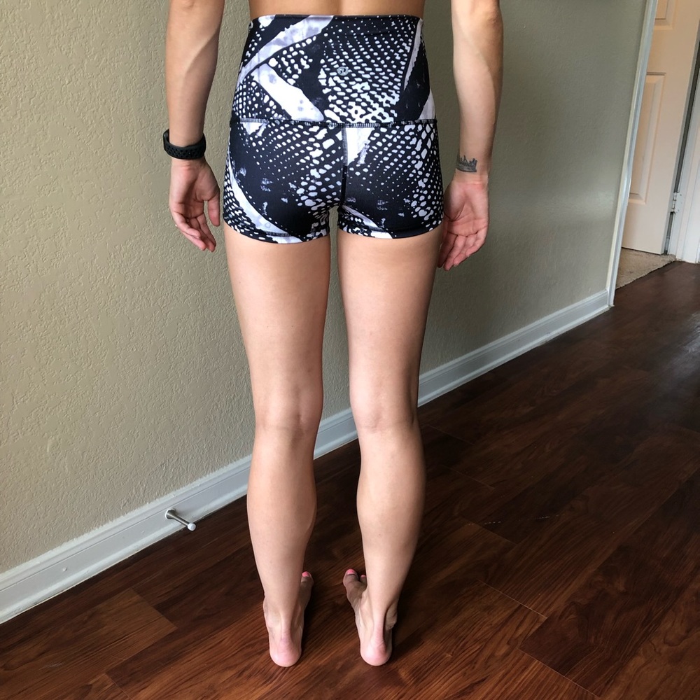 lululemon Wunder Short